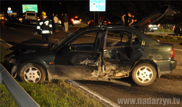 Nietrzeźwy kierujący spowodował wypadek