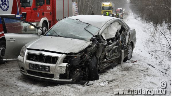 Wypadek z udziałem czterech aut